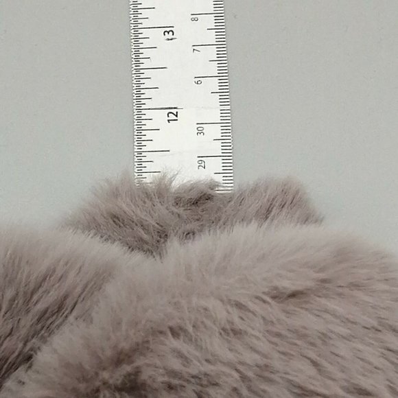 Loft Womens Flat Heel Slide Slipper Cushioned Grey Faux Fur Sz M 7-8 - Picture 7 of 9